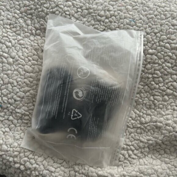 Black toddler shows NEW - Picture 2 of 4